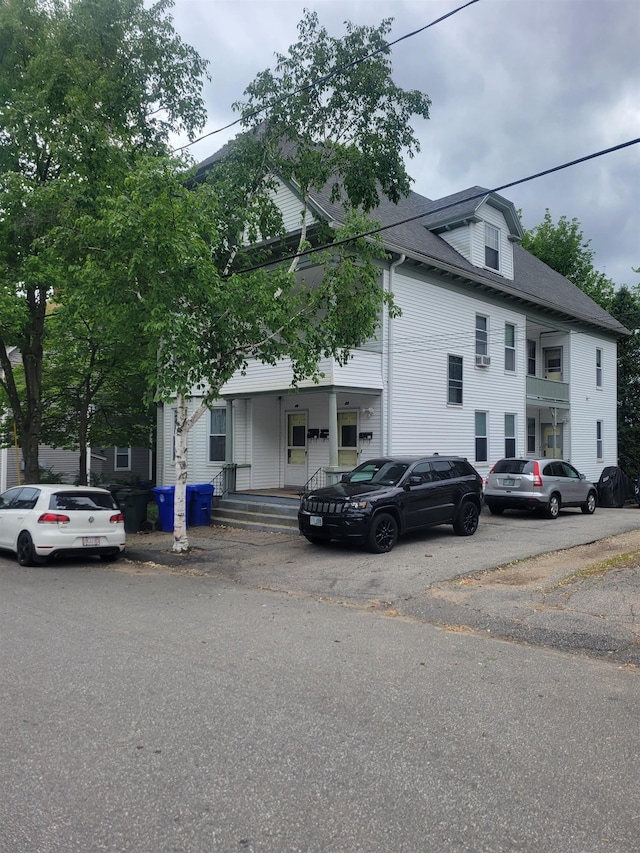 20-22 Buzzell St, Manchester, NH 03103