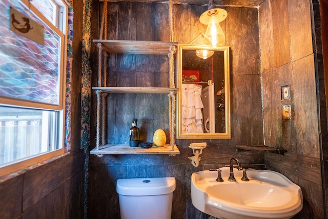 509 Cedar St, Manchester, NH 03103 - bathroom with a sink and toilet