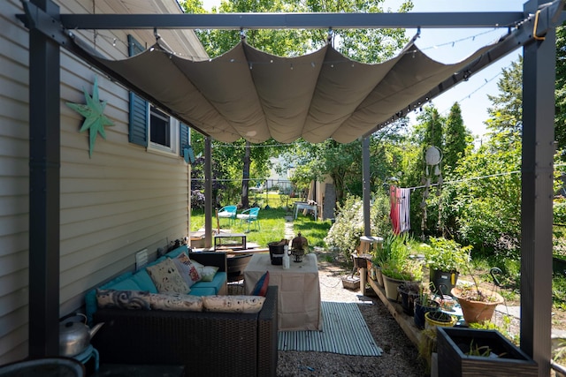 509 Cedar St, Manchester, NH 03103 - view of patio