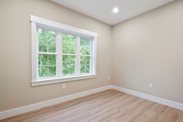 288 Sterling Dr, Laconia, NH 03249 - unfurnished room featuring baseboards, light wood-type flooring, and recessed lighting