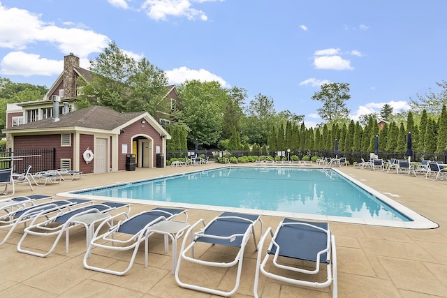 76 Cottonwood Way, Manchester, NH 03102 - community pool with a patio area