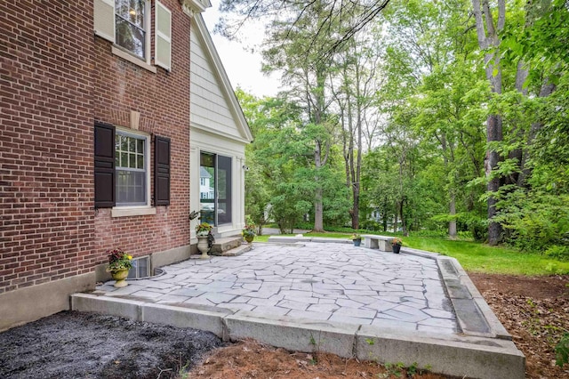 84 S Main St, Hanover, NH 03755 - view of patio