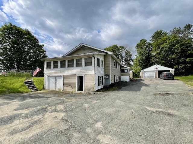 169 Mountain View Ave, Lyndon, VT 05851