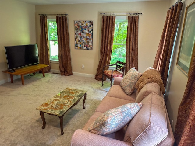 2 Parker Farm Ln, Amherst, NH 03031 - living area featuring baseboards and carpet