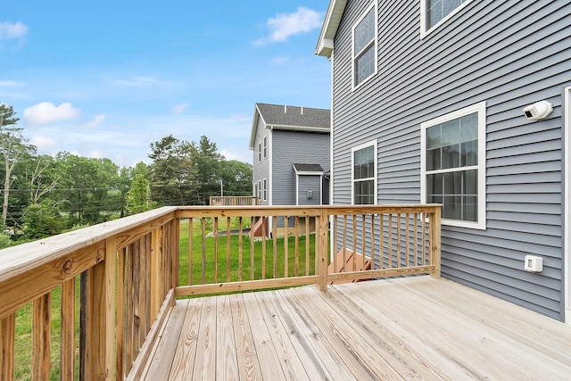 7A Terraceview Dr, Hudson, NH 03051 - wooden terrace with a lawn