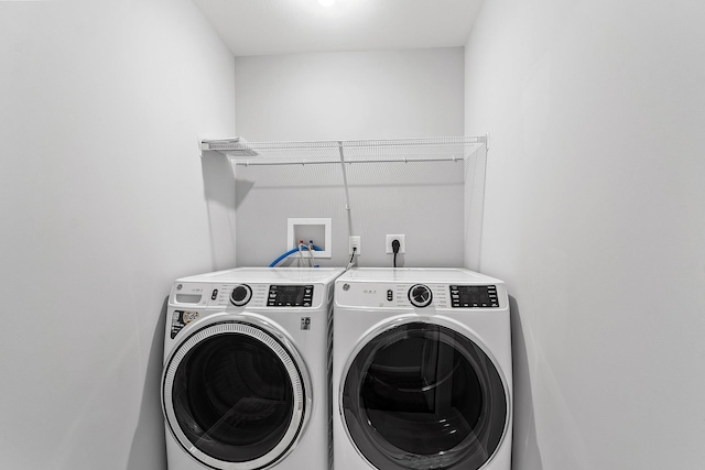 7A Terraceview Dr, Hudson, NH 03051 - laundry room with washer and clothes dryer