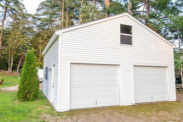 83 Tamworth Rd, Tamworth, NH 03886 - view of detached garage