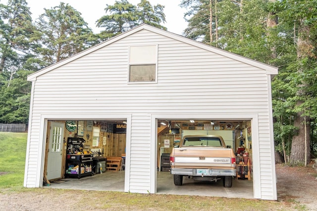83 Tamworth Rd, Tamworth, NH 03886 - view of detached garage