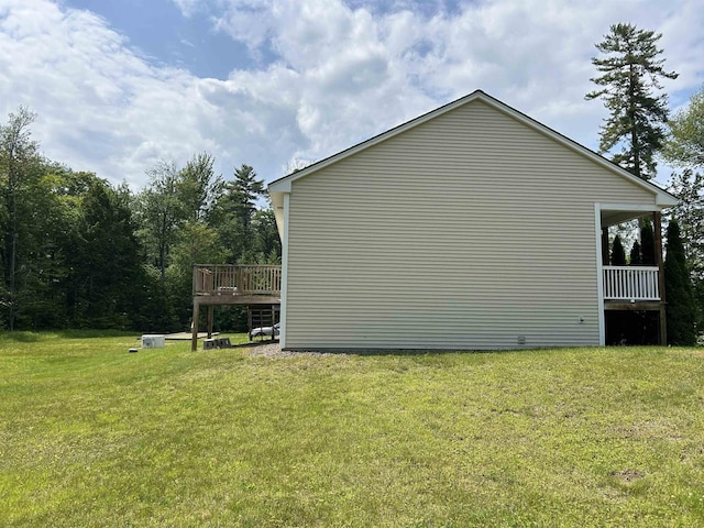 142 Eagle Shore Rd, Moultonborough, NH 03254 - view of side of property with a yard and a deck