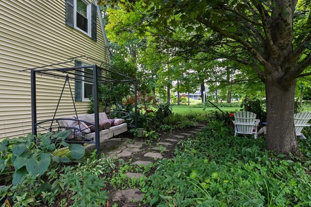 90 Giles Rd, East Kingston, NH 03827 - view of yard