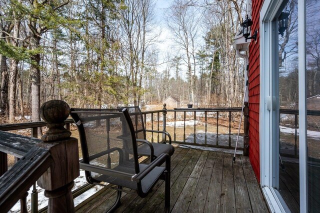 8 Woodridge Rd, Durham, NH 03824 - view of wooden terrace
