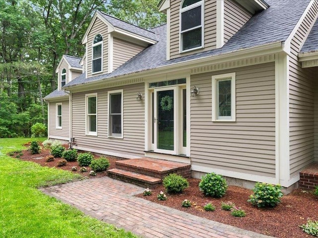 71 Marblehead Rd, Windham, NH 03087 - property entrance featuring a shingled roof