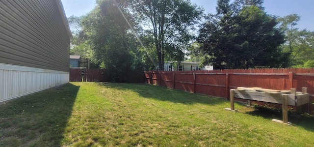 5 Mildred Ave, Raymond, NH 03077 - view of yard