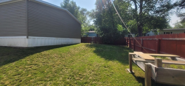 5 Mildred Ave, Raymond, NH 03077 - view of yard