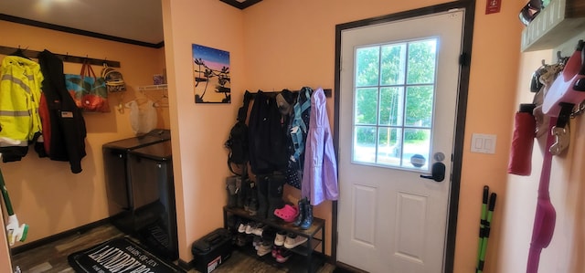 5 Mildred Ave, Raymond, NH 03077 - entryway with wood finished floors and baseboards