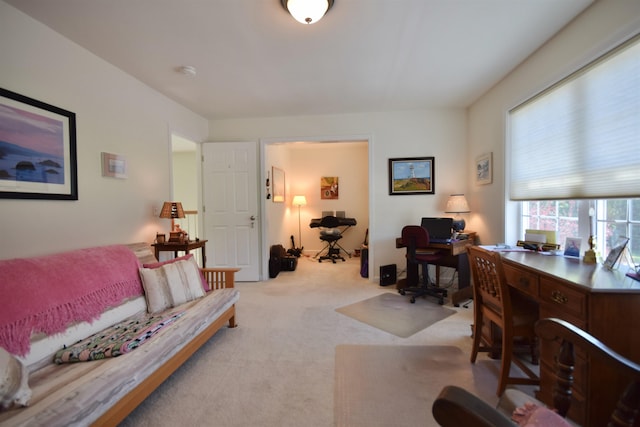 51 Fielding Ln, South Burlington, VT 05403 - living area featuring carpet and a desk