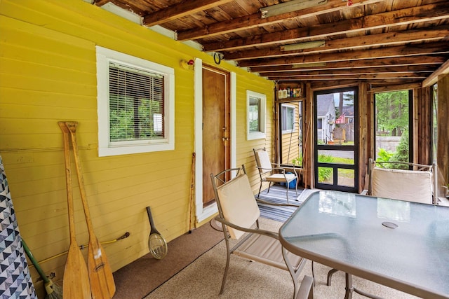 15 Milford St, Amherst, NH 03031 - sunroom with beamed ceiling