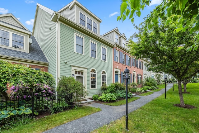 7 Shadow Brook Dr, Hanover, NH 03755 - multi unit property with a front lawn