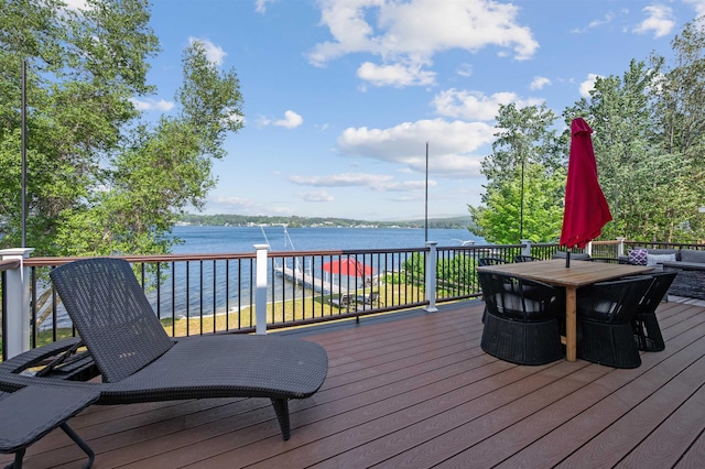 98 Paugus Park Rd, Laconia, NH 03246