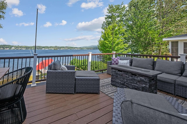 98 Paugus Park Rd, Laconia, NH 03246