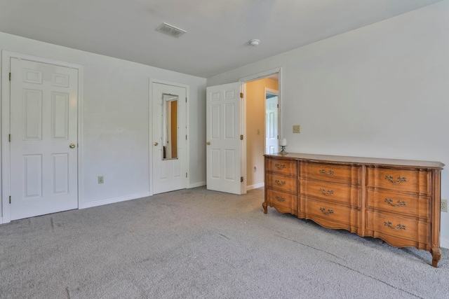 9 Mountain Rd, Goffstown, NH 03045 - carpeted bedroom featuring baseboards