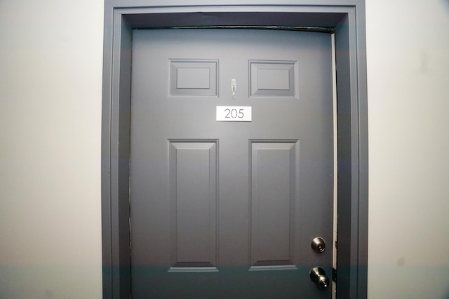 96 River Rd Unit 205, Manchester, NH 03104 - detailed view