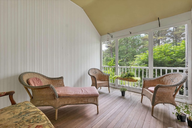 4 June Bug Ln, Wolfeboro, NH 03894 - sunroom featuring lofted ceiling