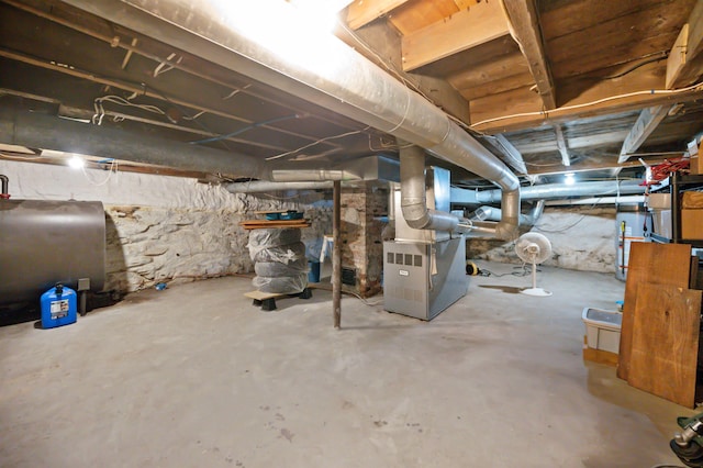 11 Dudley St, Randolph, VT 05660 - unfinished below grade area with heating fuel and heating unit