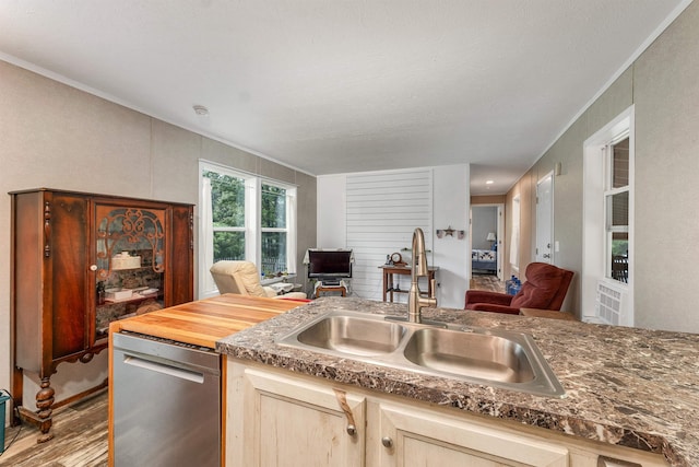 205 Windsor Rd, Hillsborough, NH 03244 - kitchen featuring open floor plan, wood finished floors, dishwasher, and ornamental molding