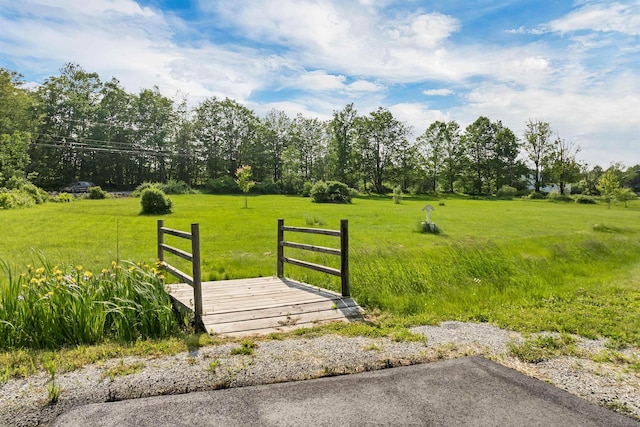 205 Windsor Rd, Hillsborough, NH 03244 - gate with a lawn
