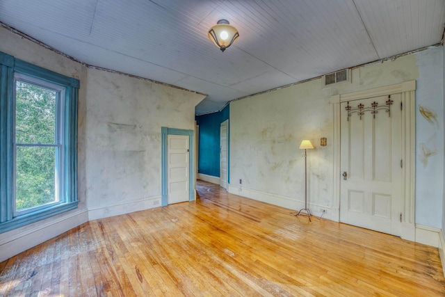 34 Union St, Littleton, NH 03561 - empty room with hardwood / wood-style flooring and baseboards
