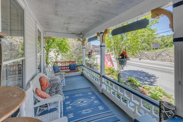 34 Union St, Littleton, NH 03561 - view of covered porch