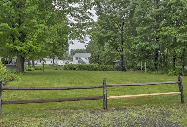 382 Park Ave, Keene, NH 03431 - view of yard