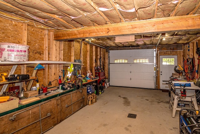 20 Pine Lane Rd, Ossipee, NH 03890 - garage with a workshop area