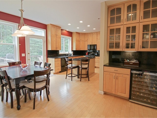 343 Cobblestone Cir S, Burlington, VT 05403 - kitchen featuring black appliances, backsplash, dark countertops, and recessed lighting