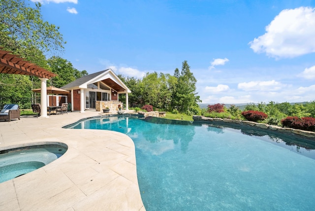3 Baldwin Ln, Bedford, NH 03110 - swimming pool with an in-ground hot tub, a patio area, an outdoor structure, an exterior structure, and a pergola