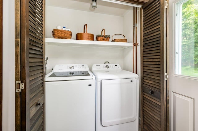 1 Constable Rd, Durham, NH 03824 - washroom with washing machine and clothes dryer