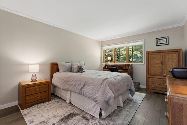 149 Club Sugarbush N Rd, Warren, VT 05674 - bedroom featuring crown molding and wood finished floors