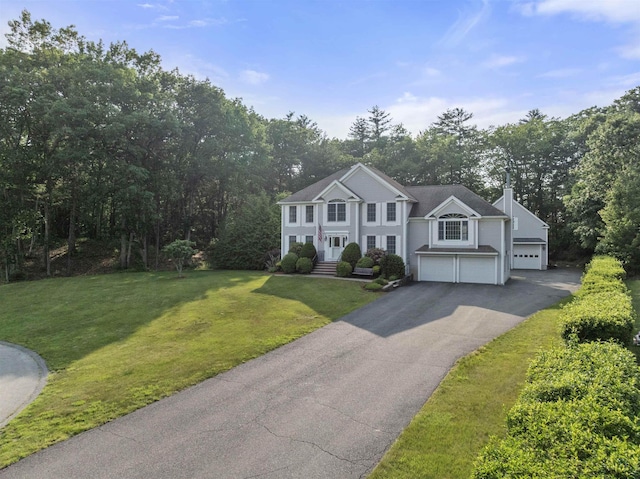 8 Aulson Rd, Salem, NH 03079 - colonial home with a front lawn