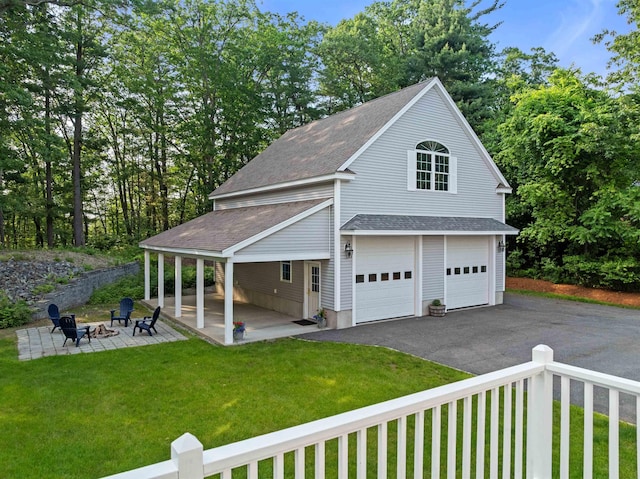 8 Aulson Rd, Salem, NH 03079 - garage with driveway