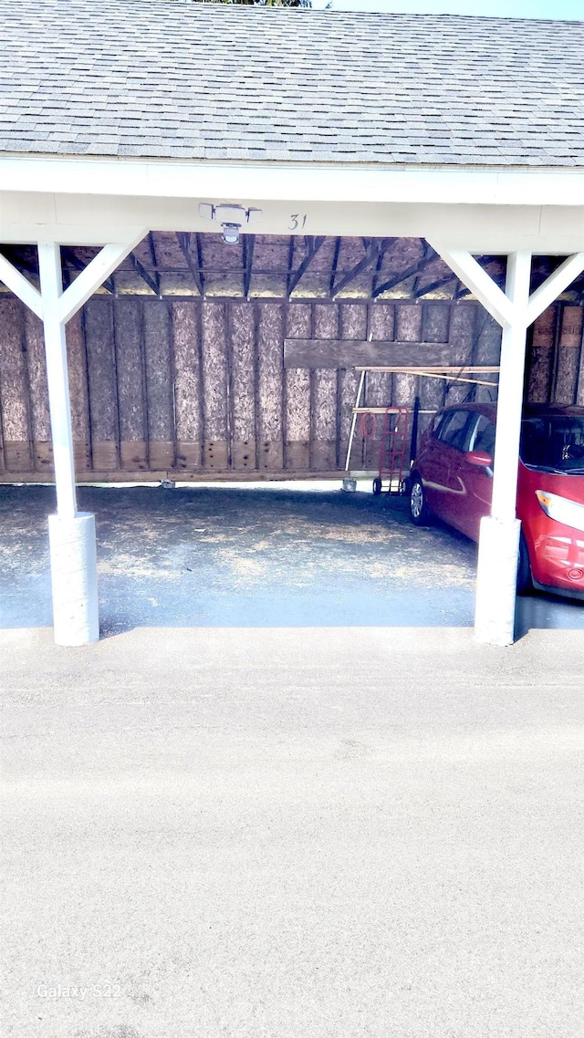 31 Bluffs Dr, Concord, NH 03303 - garage with covered parking