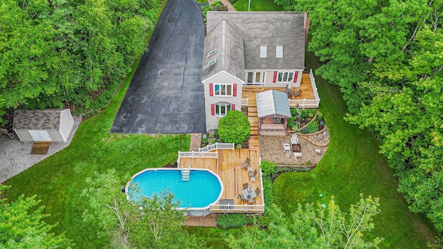 329 Peverly Rd, Northfield, NH 03276 - aerial view of property and surrounding area with a pool area