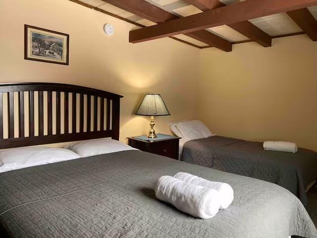 633 Rte 100, Stratton, VT 05360