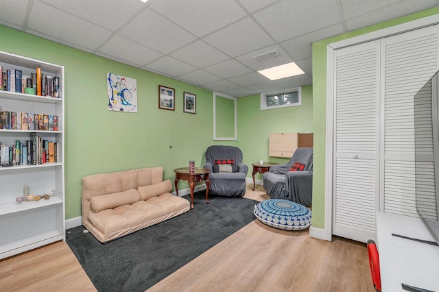 44A Windham Rd, Hudson, NH 03051 - sitting room with wood finished floors and a paneled ceiling