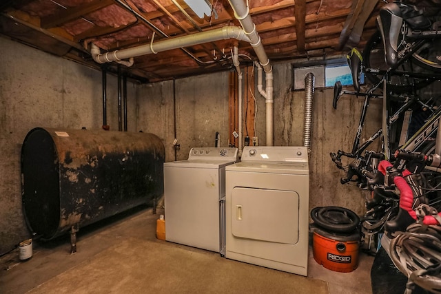 19 Shelburne Rd Unit 19, Merrimack, NH 03054 - laundry area featuring separate washer and dryer and oil tank