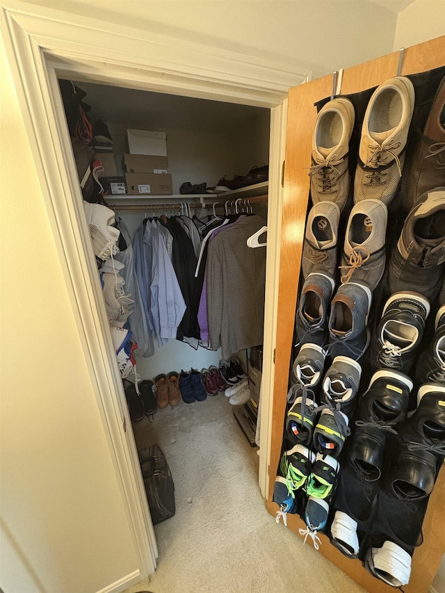 71 Esker Rd Unit B, Hampton, NH 03842 - walk in closet featuring carpet floors
