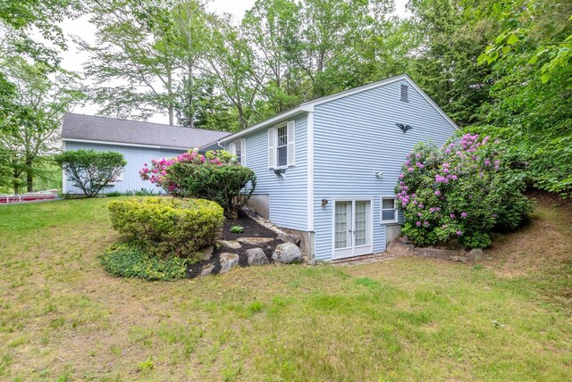 11 Penny Ln, Laconia, NH 03246 - rear view of house with a yard