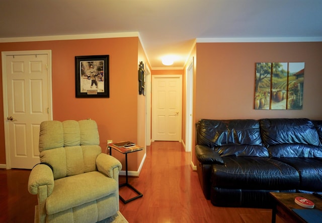 89 Eastern Ave Unit 306, Manchester, NH 03104 - living area featuring wood finished floors and baseboards