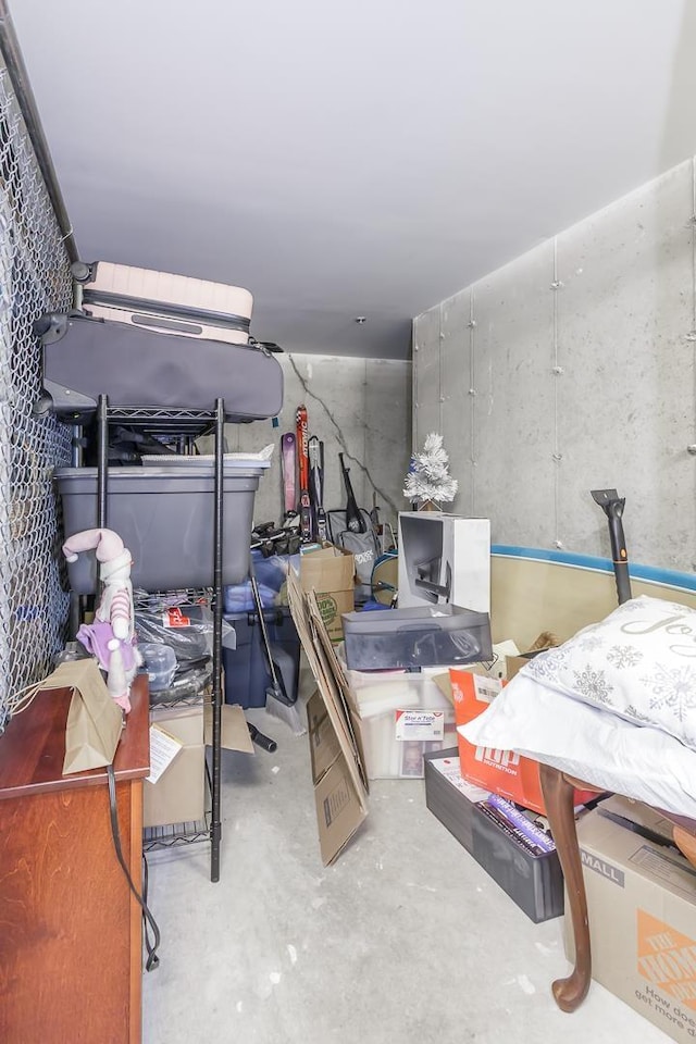 4 Crestview Cir Unit 106, Londonderry, NH 03053 - interior space featuring concrete floors