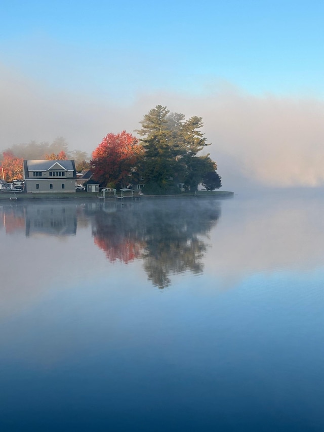 9 Blake Rd, Salem, NH 03079 - water view